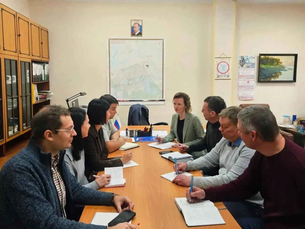 Управляющим компаниям Северодвинска напомнили о протечках кровель и сроках аварийных заявок