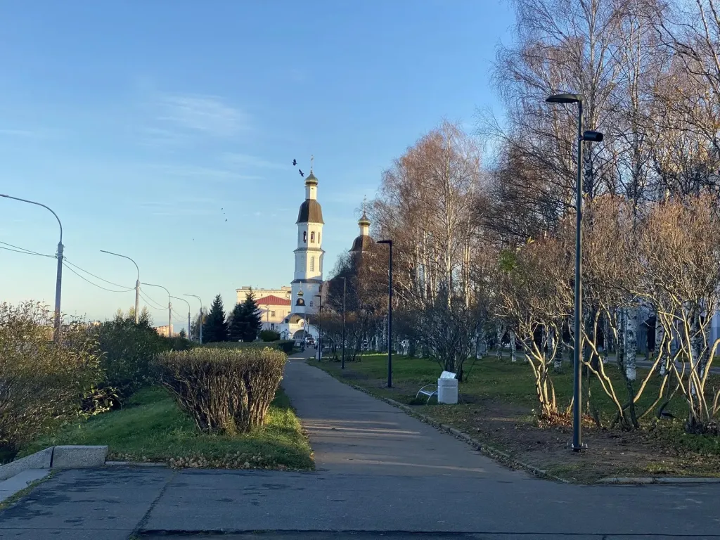 На архангельской набережной обновили линию освещения